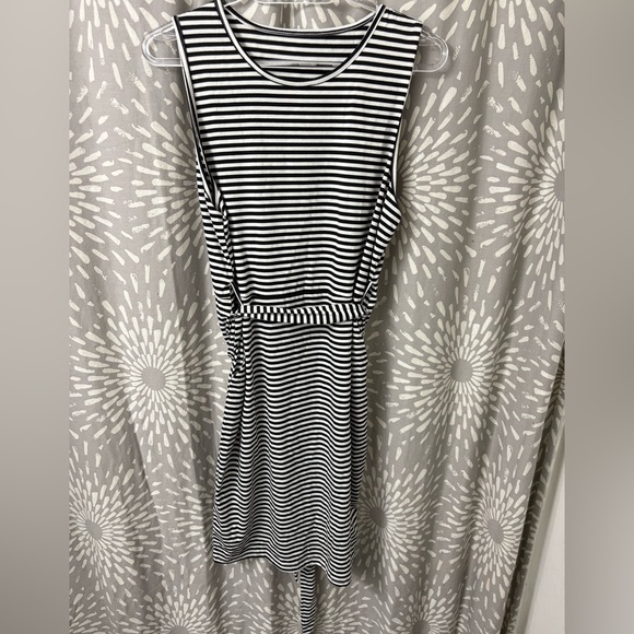 Cupshe Monochrome Striped Midi Dress - Picture 1 of 6